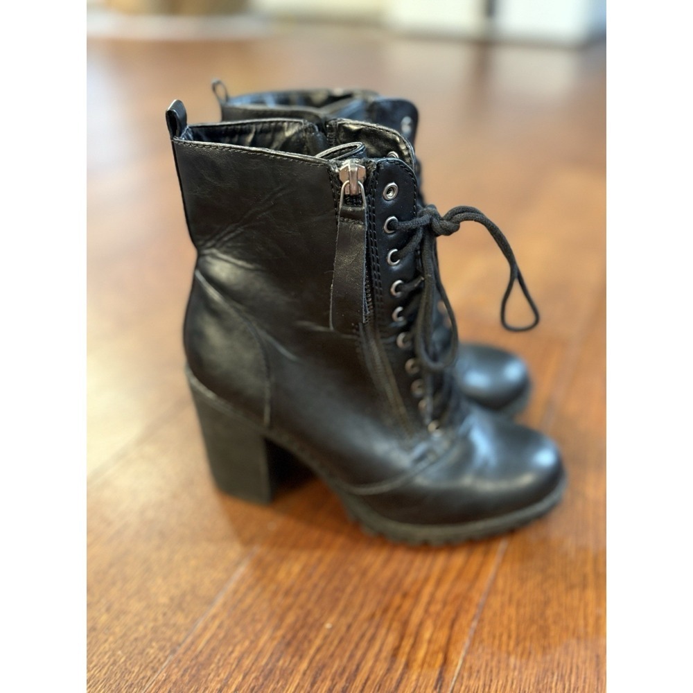 SODA Women's Black Faux Leather Lace/Zip 7" Chunky Boots 3" Heels Sz 8